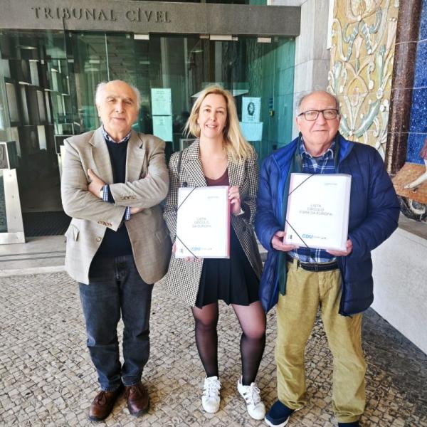 CDU Entrega Listas da Emigração